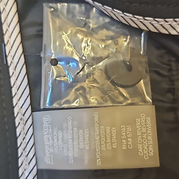 NWT Calvin Klein Classic Fit Trouser Suit Dress Pants in Black, Sz 2 - Picture 5 of 6